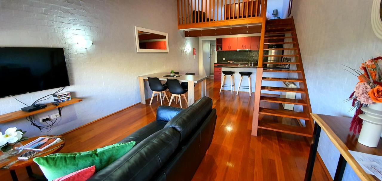 Aparthotel Great Escape Lofts à Gloucester Extérieur photo